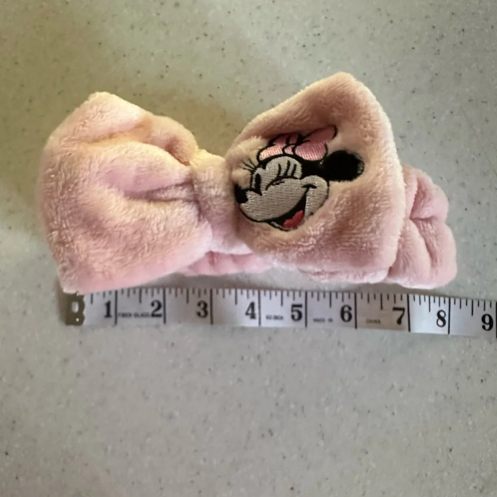 Disney Minnie Mouse Bow Headband! Spa day or Fashion! Baby & Toddler. On…
